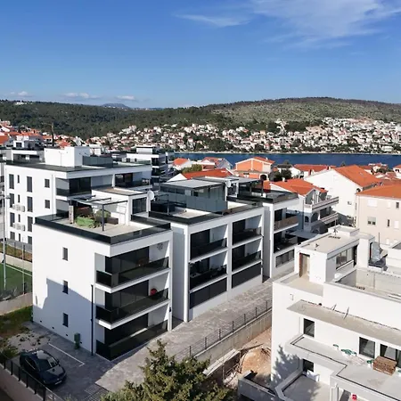 Apartment Summer Breeze Okrug Gornji